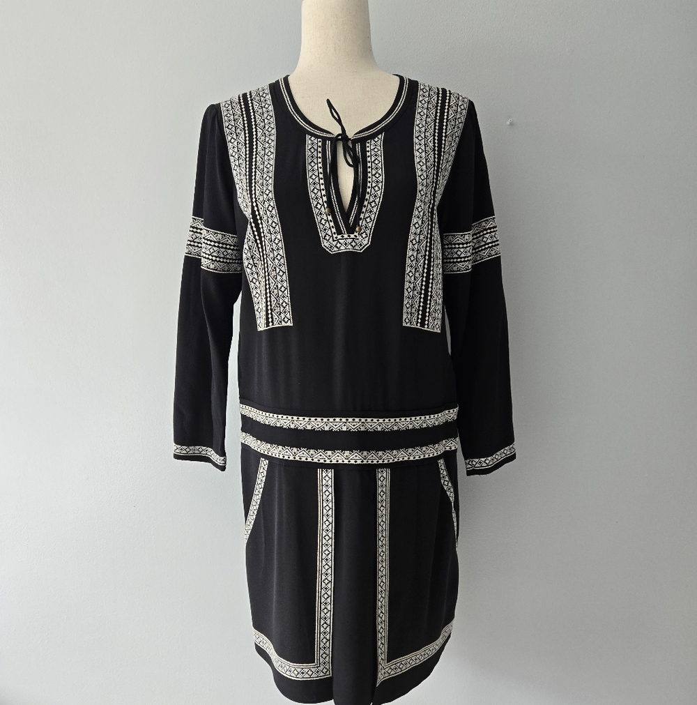 Veronica Beard Silk Casual V-Neck Dress, s8